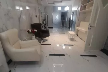 Satılır Yeni Tikili 8-ci Mikrorayonda 