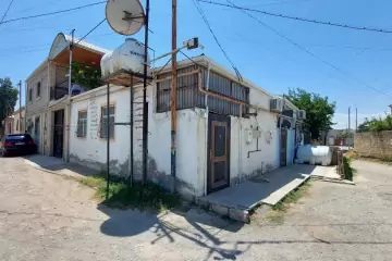 Satılır Həyət Evi Binəqədidə