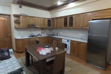 Aylıq Kirayə Yeni Tikili 28 May Metrosu ətrafında