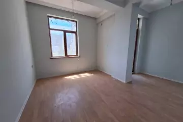 Satılır Yeni Tikili Həsən əliyev (keçmiş İnqilab)da