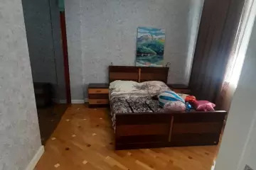 Satılır Yeni Tikili 8-ci Mikrorayonda 