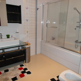 Kirayə 4 otaqlı Yeni Tikili 220 m², Gənclik Mall