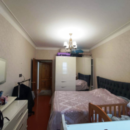 Satılır 2 otaqlı Köhnə Tikili 60 m², Gənclik