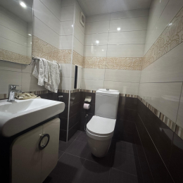 Kirayə 4 otaqlı Köhnə Tikili 90 m², Nərimanov parkı