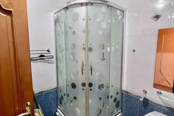 Aylıq Kirayə Yeni Tikili İçərişəhərdə