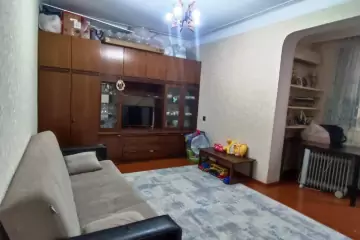 Satılır Köhnə Tikili Gənclikdə