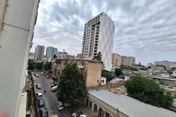 Satılır Yeni Tikili 28 May Metrosu ətrafında