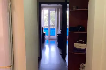 Satılır Köhnə Tikili Bayılda