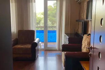 Satılır Köhnə Tikili Bayılda