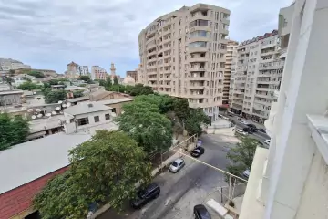 Satılır Yeni Tikili 28 May Metrosu ətrafında