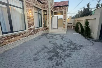 Satılır Həyət Evi Buzovnada