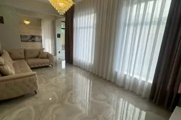 Satılır Həyət Evi Buzovnada