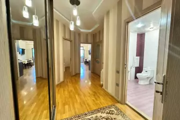 Satılır Yeni Tikili Gənclikdə