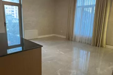 Satılır Yeni Tikili Gənclikdə