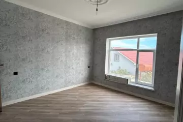 Satılır Həyət Evi Binədə