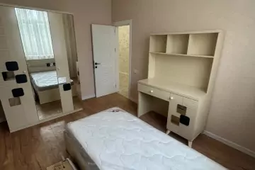 Satılır Həyət Evi Buzovnada