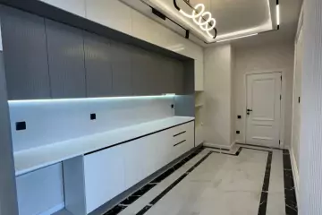 Satılır Yeni Tikili Yeni Yasamalda