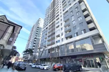 Satılır Yeni Tikili Badamdarda