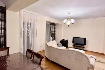 Aylıq Kirayə Yeni Tikili İçərişəhərdə