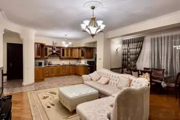 Aylıq Kirayə Yeni Tikili İçərişəhərdə