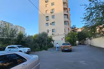 Satılır Köhnə Tikili Ukraniya Dairəsida