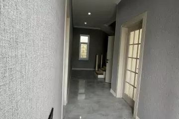 Satılır Həyət Evi Binədə