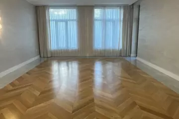 Satılır Yeni Tikili Gənclikdə