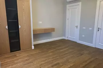 Satılır Yeni Tikili Gənclikdə