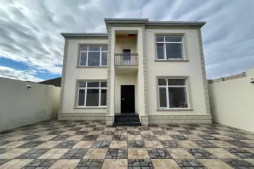 Satılır Həyət Evi Binədə