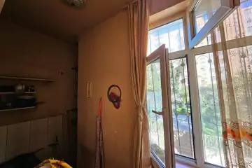 Satılır Köhnə Tikili Ukraniya Dairəsida