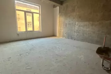 Satılır Yeni Tikili Gənclikdə