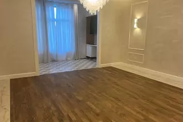 Satılır Yeni Tikili Gənclikdə