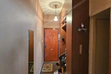 Satılır Köhnə Tikili Ukraniya Dairəsida