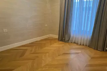 Satılır Yeni Tikili Gənclikdə