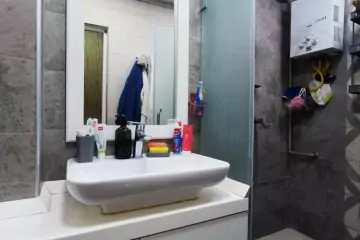 Satılır Köhnə Tikili Gənclikdə