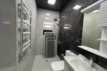 Satılır Həyət Evi Binədə