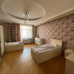 Kirayə 4 otaqlı Yeni Tikili 150 m², Zabitlər parkı