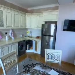 Satılır 3 otaqlı Yeni Tikili 143 m², 8-ci kilometr