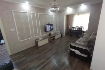 Satılır Köhnə Tikili Ukraniya Dairəsida