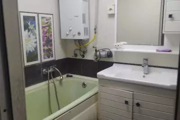 Aylıq Kirayə Köhnə Tikili Səməd Vurğun Parkı