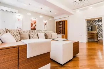 Satılır Yeni Tikili 28 May Metrosu ətrafında 