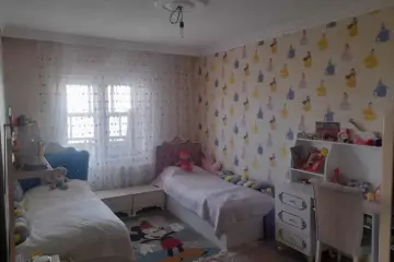 Satılır Köhnə Tikili Nargilə Kafesində