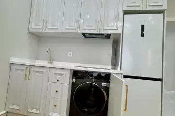 Aylıq Kirayə Yeni Tikili Ağ şəhər Kompleksində 