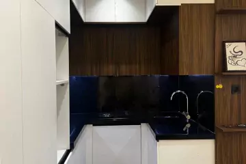 Satılır Yeni Tikili Yeni Günəşlidə 