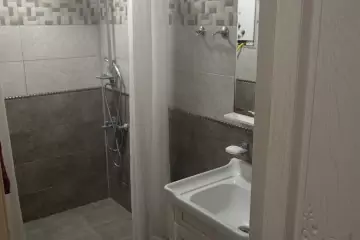 Satılır Köhnə Tikili Ukraniya Dairəsida