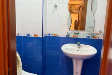 Aylıq Kirayə Yeni Tikili şərq Bazarında