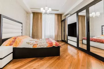 Satılır Yeni Tikili 28 May Metrosu ətrafında 