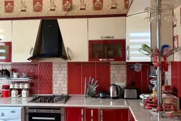 Satılır Həyət Evi Buzovnada