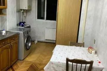 Aylıq Kirayə Köhnə Tikili Səməd Vurğun Parkı