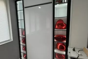 Satılır Köhnə Tikili 8-ci Kilometrdə